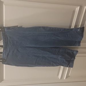 STRETCHY denim capris from Croft & Barrow Size 4P